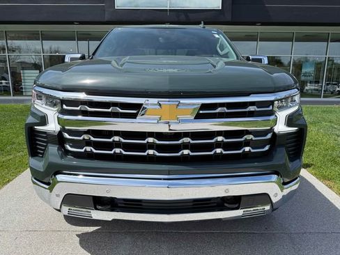 Used 2025 Chevrolet Silverado 1500 LTZ w/ LTZ Premium Package image 4