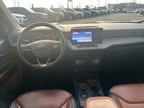 Used 2022 Ford Maverick Lariat w/ Equipment Group 500A Standard image 19