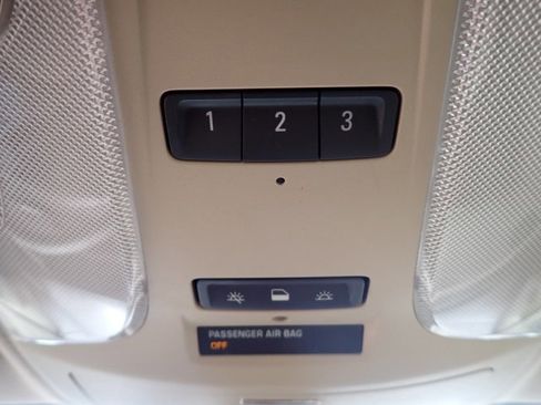 Used 2015 Buick LaCrosse FWD image 16