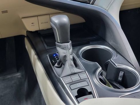 Used 2018 Toyota Camry XLE FWD image 22
