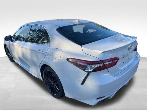 Used 2023 Toyota Camry XSE image 5