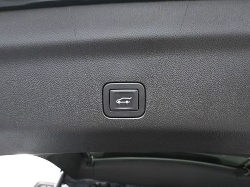 Used 2025 Chevrolet Tahoe RST w/ Comfort Package AWD/4WD image 52