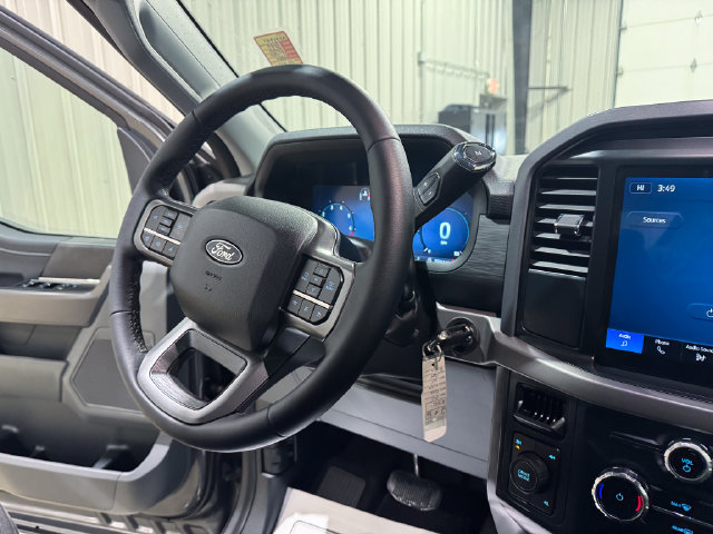 Used 2025 Ford F150 XLT w/ Equipment Group 301A Standard AWD/4WD image 14