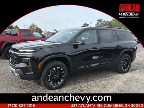 New 2026 Chevrolet Traverse Z71 w/ Driver Confidence Package AWD/4WD image 1