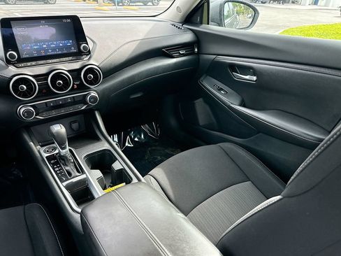 Used 2022 Nissan Sentra SV FWD image 21