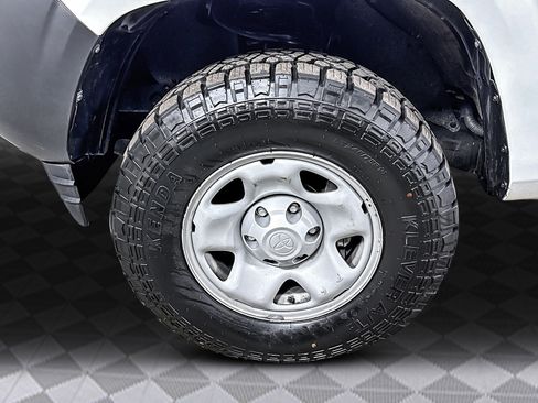 Used 2021 Toyota Tacoma SR image 34