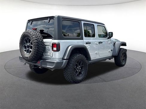 Used 2024 Jeep Wrangler Willys image 25