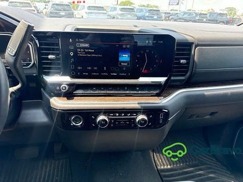 Used 2024 GMC Sierra 1500 Elevation AWD/4WD image 10