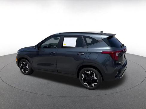 Used 2025 Kia Seltos S FWD image 10