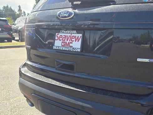 Used 2014 Ford Explorer Sport w/ Equipment Group 401A AWD/4WD image 13