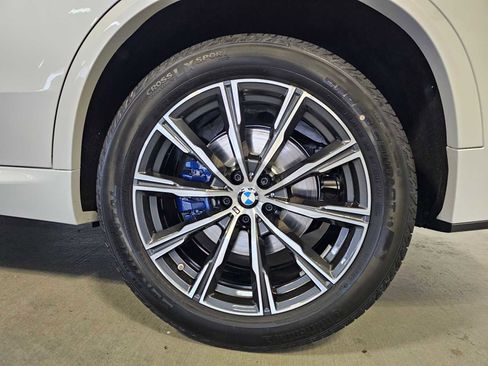 New 2026 BMW X5 xDrive40i w/ M Sport Package image 8