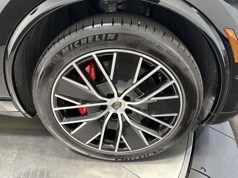 Certified 2024 Porsche Macan Turbo Electric image 14