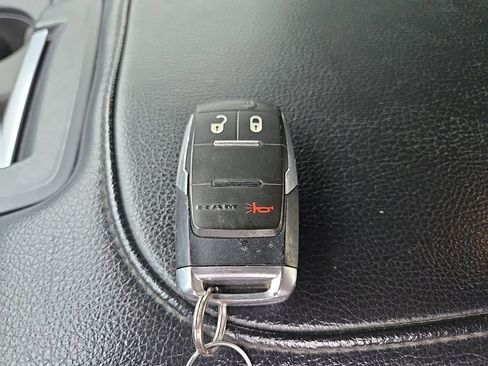 Used 2021 RAM 2500 Big Horn image 93