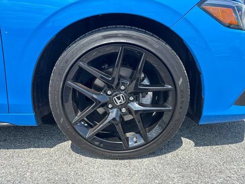 Used 2024 Honda Civic Sport image 11