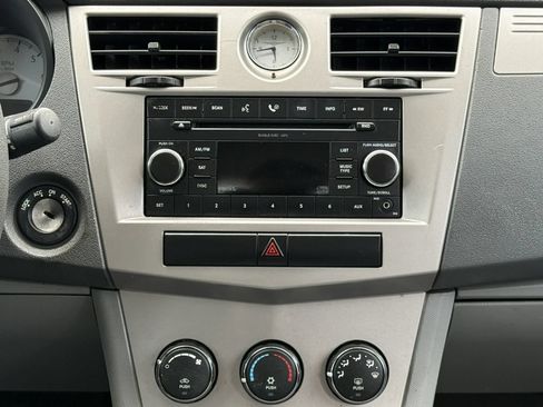 Used 2008 Chrysler Sebring LX FWD image 25