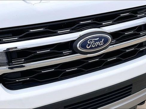 Used 2023 Ford Expedition Limited image 34