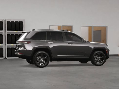 New 2025 Jeep Grand Cherokee Limited w/ Black Appearance Package image 6
