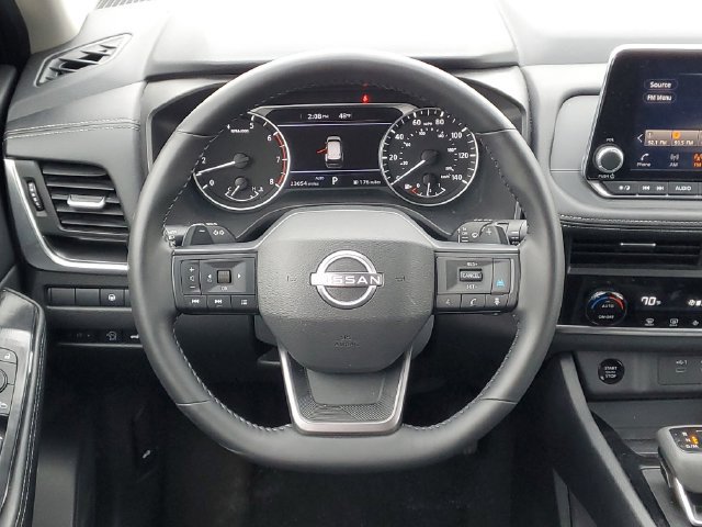 Used 2025 Nissan Rogue SV AWD/4WD image 33