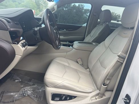 Used 2016 Cadillac Escalade Premium AWD/4WD image 15