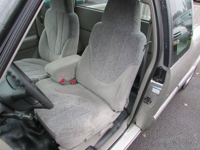 Used 2002 GMC Sonoma SL w/ Marketing Option Pkg RWD image 8