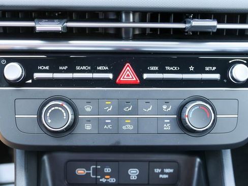 New 2025 Hyundai Santa Cruz SE image 16