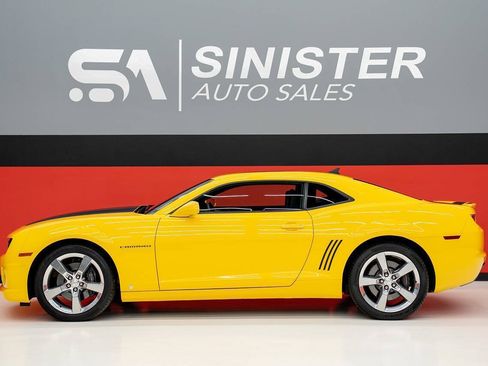 Used 2010 Chevrolet Camaro SS w/ RS Package RWD image 19