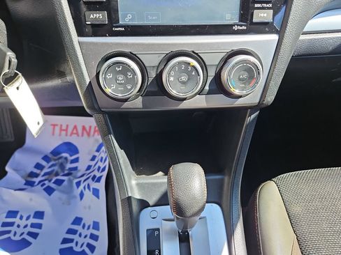 Used 2017 Subaru Crosstrek 2.0i Premium AWD/4WD image 18