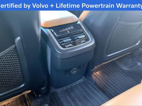 Used 2022 Volvo XC60 B5 Inscription w/ Protection Package Premier image 30