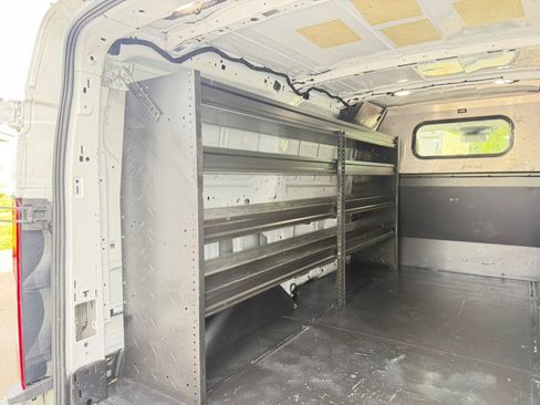 Used 2019 Ford Transit 250 130 Low Roof RWD image 11