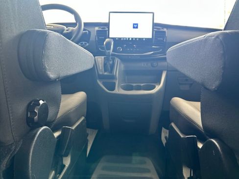 Used 2024 Ford Transit 350 XLT RWD image 29