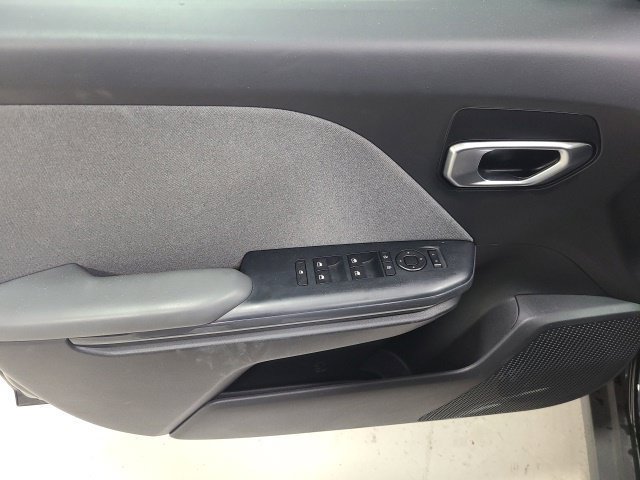 Used 2025 Kia K4 EX FWD image 16