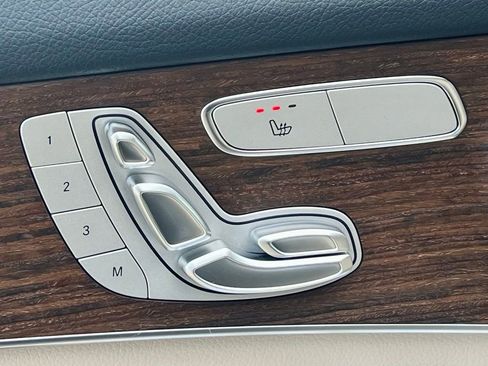 Certified 2022 Mercedes-Benz GLC 300 4MATIC image 26