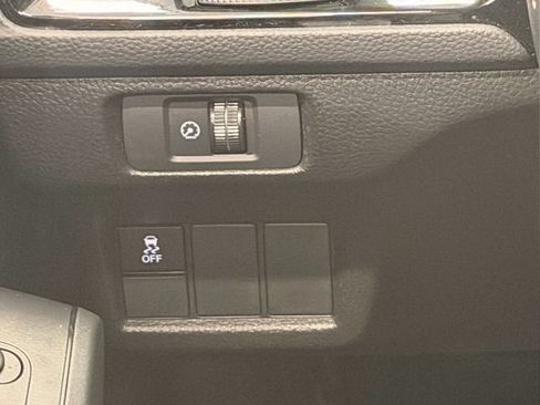 Certified 2025 Honda Civic Sport image 30