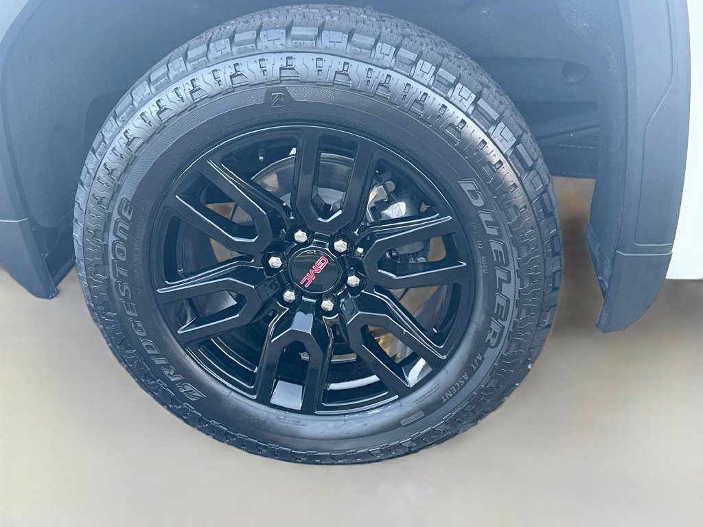Used 2020 GMC Sierra 1500 Elevation w/ Elevation Value Package AWD/4WD image 31