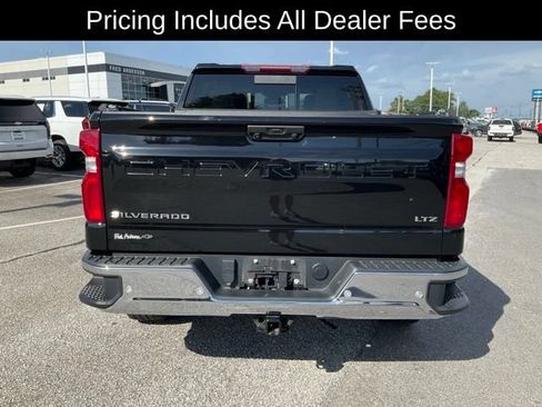 Used 2023 Chevrolet Silverado 1500 LTZ w/ LTZ Convenience Package II AWD/4WD image 23
