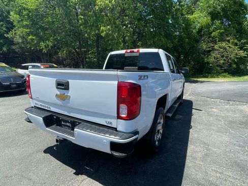 Used 2017 Chevrolet Silverado 1500 LTZ Z71 w/ LTZ Plus Package AWD/4WD image 8