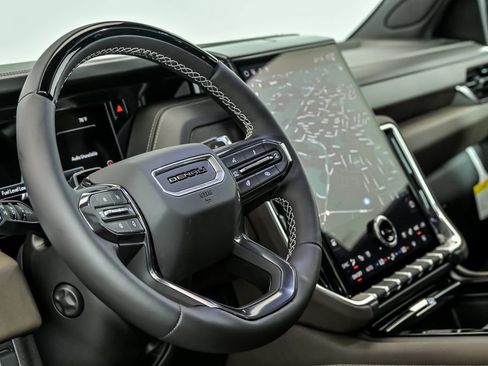 New 2026 GMC Yukon XL Denali Ultimate AWD/4WD image 11