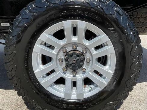 Used 2019 Ford F250 XLT AWD/4WD image 12