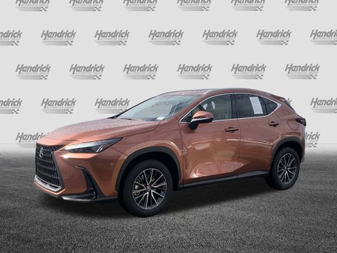 Certified 2025 Lexus NX 250 FWD w/ Towing Package (2000 Lbs) image 5