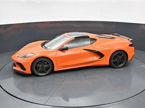 Used 2024 Chevrolet Corvette Stingray Premium Cpe w/ Z51 Performance Package RWD image 35