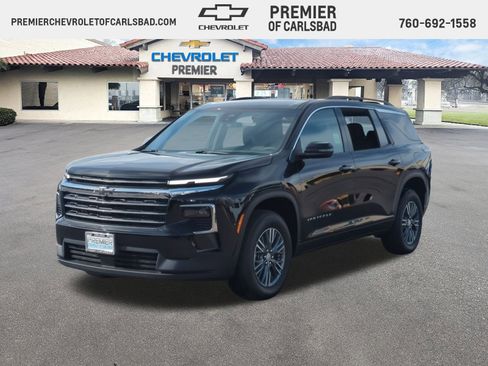 New 2026 Chevrolet Traverse LT image 1