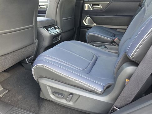 New 2026 INFINITI QX80 4WD image 9