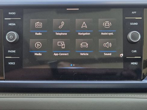 Certified 2024 Volkswagen Taos SE w/ Panoramic Sunroof Package AWD/4WD image 16
