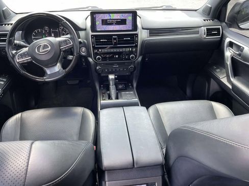 Used 2023 Lexus GX 460 Luxury w/ Sport Design Package image 14