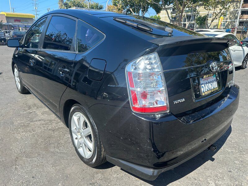 Used 2007 Toyota Prius Touring w/ Pkg 6 Touring Edition FWD image 7
