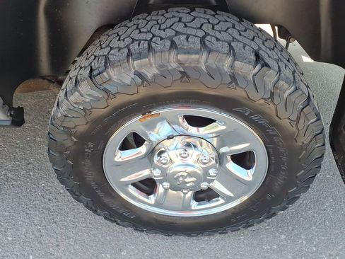 Used 2021 RAM 2500 Big Horn AWD/4WD image 9