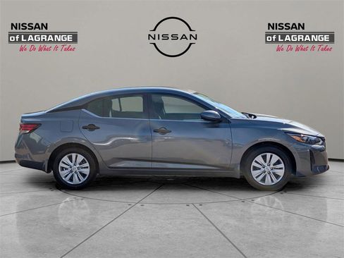 New 2025 Nissan Sentra S image 4