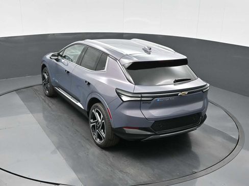 New 2026 Chevrolet Equinox EV LT image 14