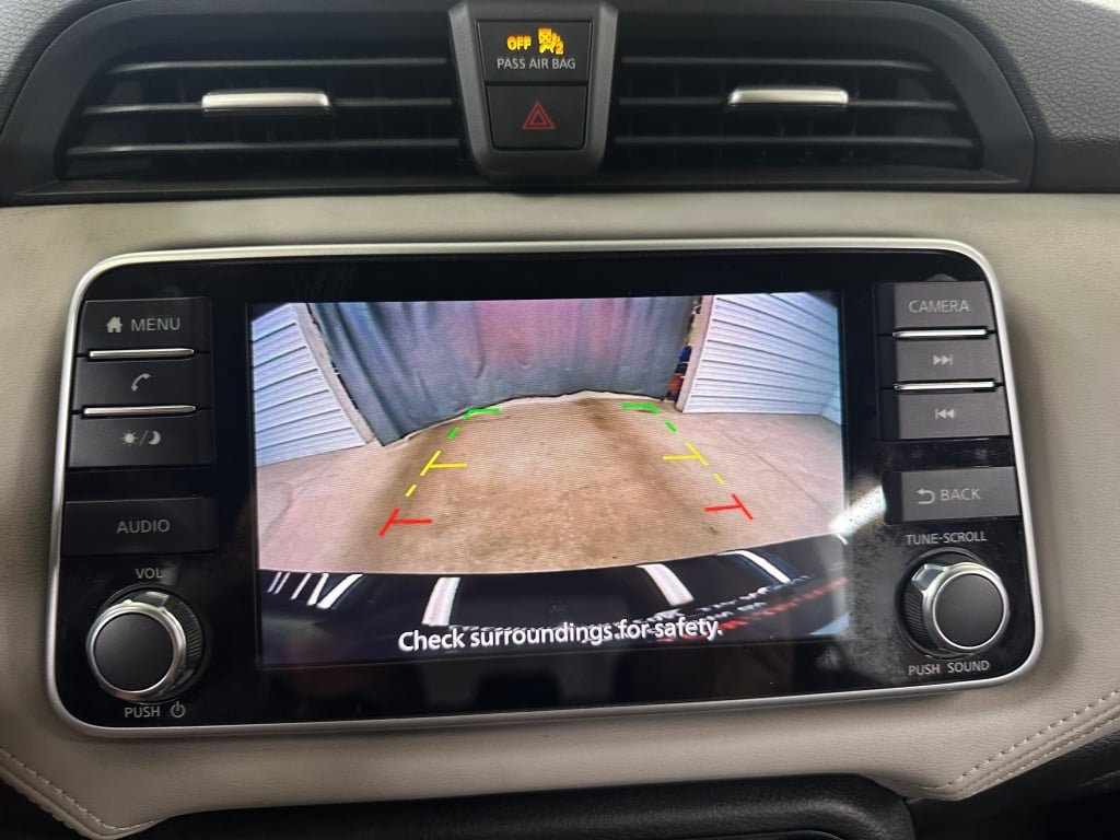 Used 2020 Nissan Versa SV FWD image 12