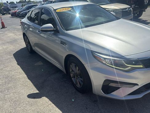 Used 2020 Kia Optima LX FWD image 4